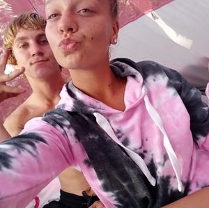 Meet your Posher, Madelynn